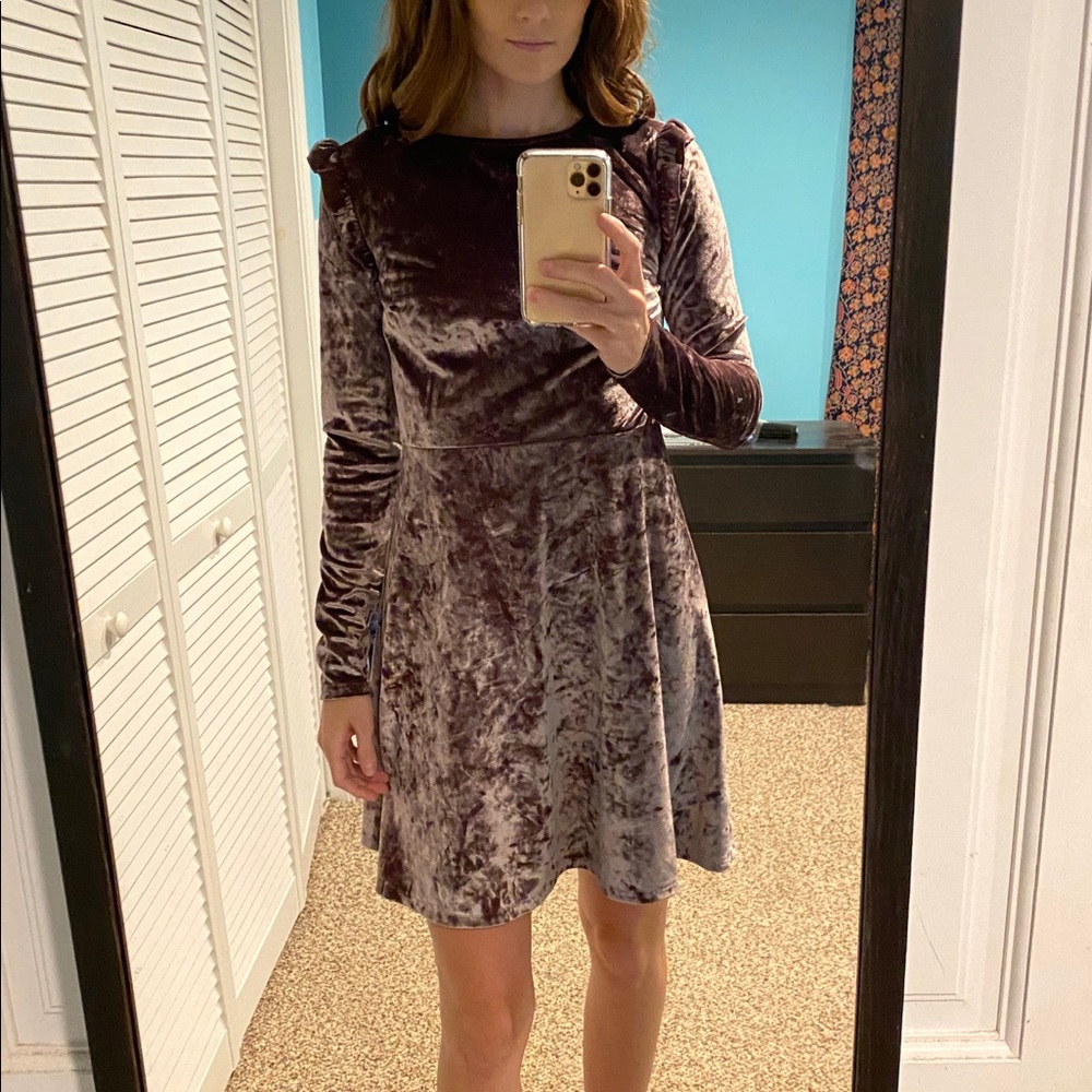 Long sleeve velvet dress Mossimo Brand